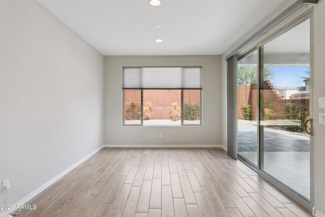 Building Photo - 1948 W Sierra Sunset Trail