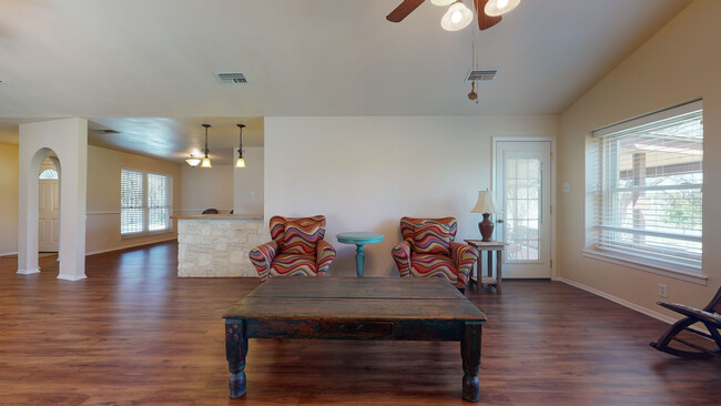 Building Photo - 13519 Beltway St