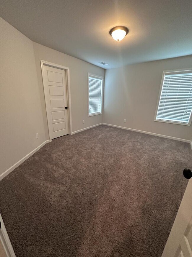 Building Photo - 4611 Cypress Landing Way