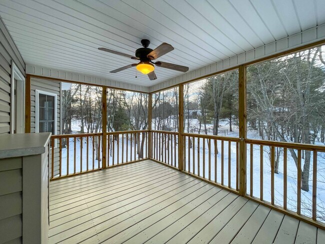 Building Photo - Spacious Four-Bedroom in Candler