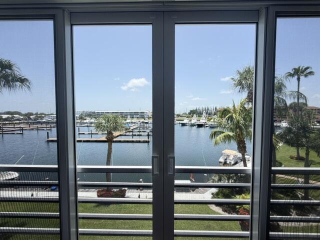 Building Photo - 29 Yacht Club Dr