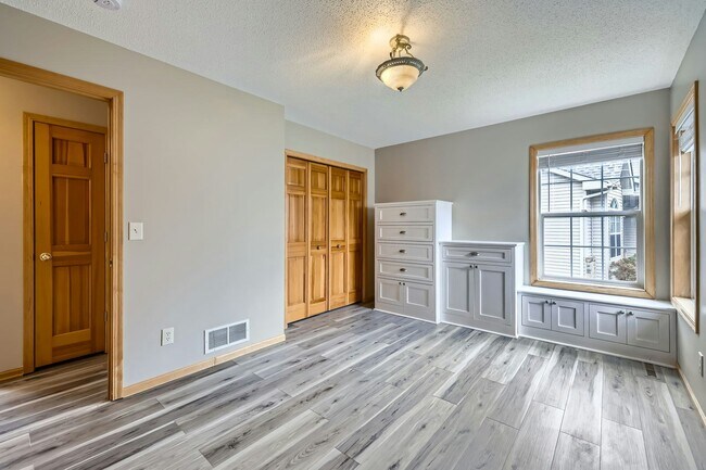 Building Photo - 12740 Eveleth Path