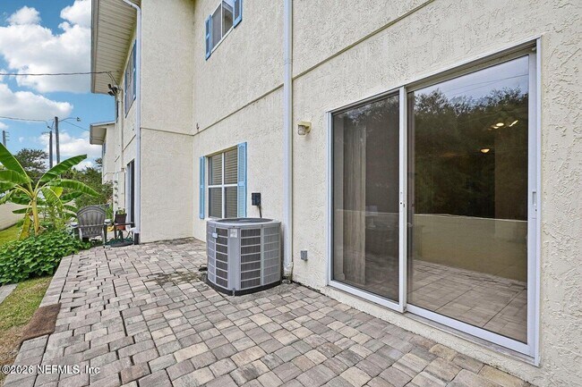 Building Photo - 825 Anastasia Blvd