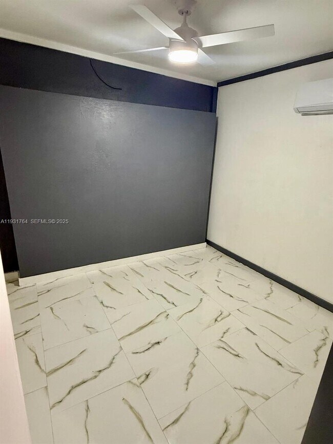 Building Photo - 10357 SW 174th Terrace