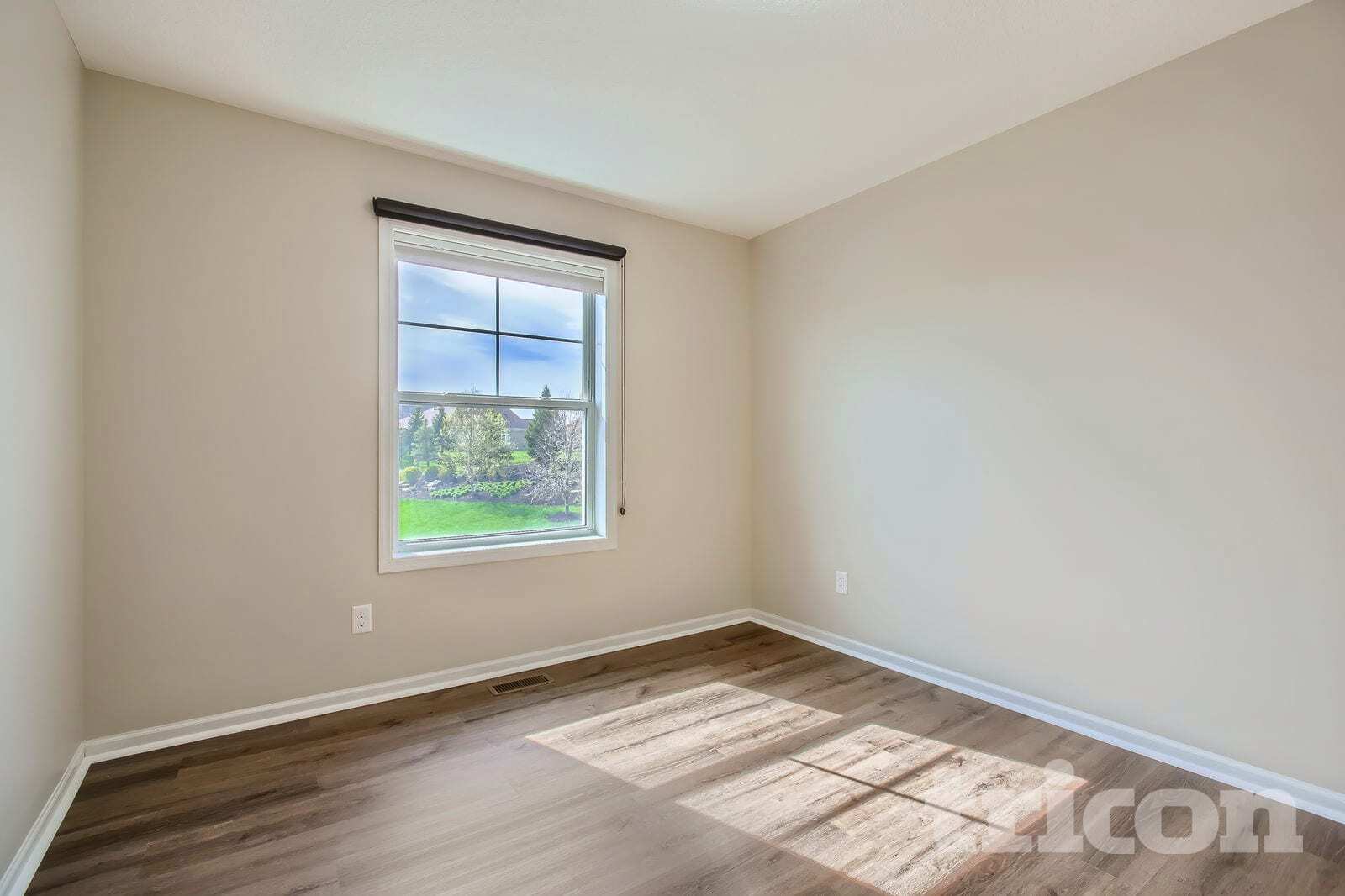 Building Photo - 14264 River Hills Pkwy