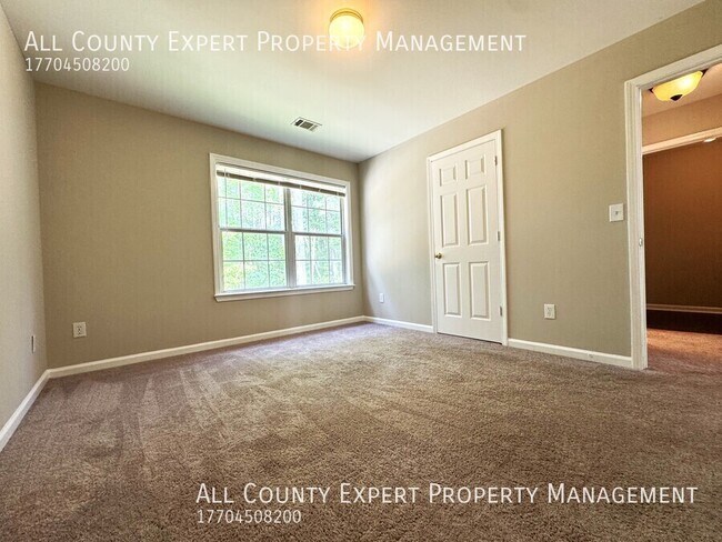 Building Photo - 1794 Taylor Oaks Dr