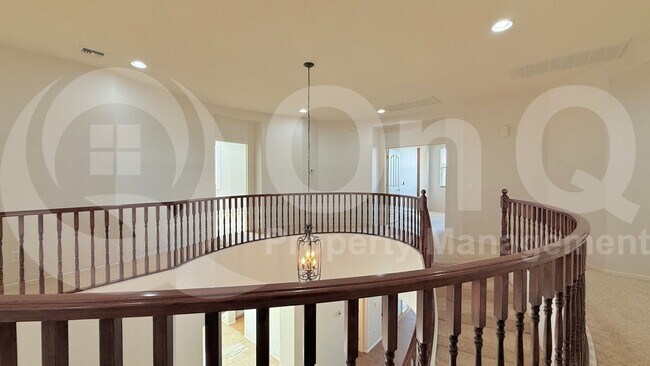 Building Photo - 3316 E Kingbird Pl