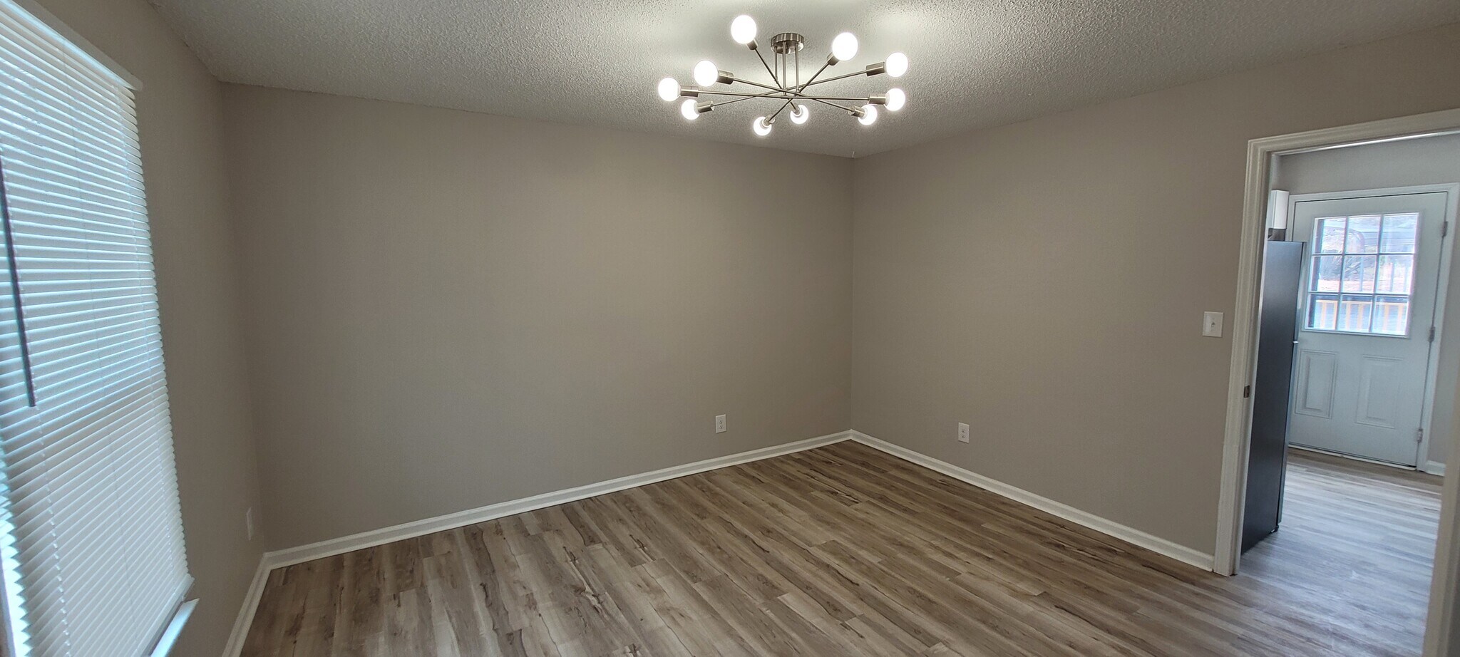 Building Photo - 4505 Southern Webbing Mill Rd