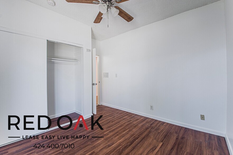 Building Photo - 4342 W 130th St