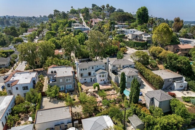 Building Photo - Stunning, remodeled rental in Historic Fra...