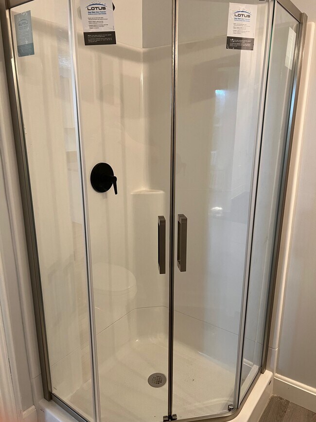 Building Photo - 34 Birch St