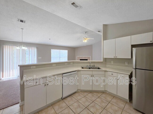 Building Photo - 1638 Dee's Rd