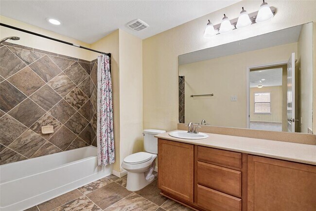 Building Photo - 26218 Riley Glen Dr