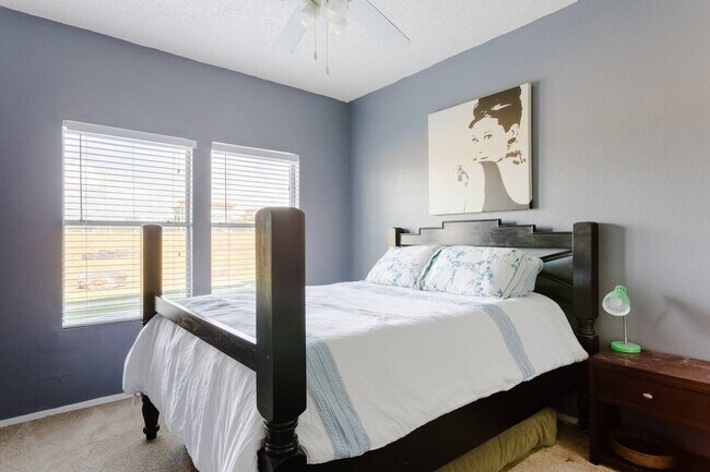 Building Photo - 12166 Metric Blvd