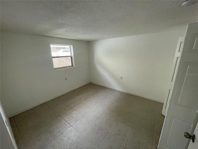 Building Photo - 5315 Avery Rd