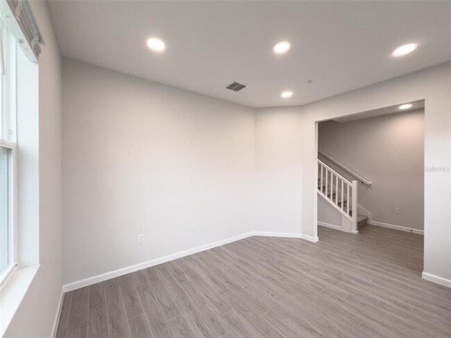 Building Photo - 640 Pothos St