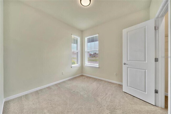 Building Photo - 2601 Blowing Breeze Ave