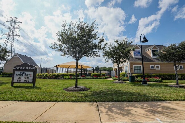 Building Photo - 18023 Melissa Springs Dr