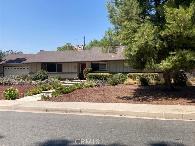 Primary Photo - 129 Sunridge Way