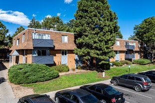 Building Photo - Boulder Crossroads
