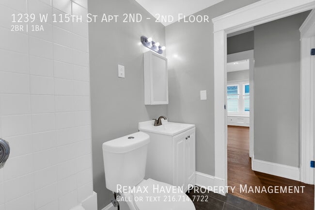 Building Photo - 1239 W 115th St