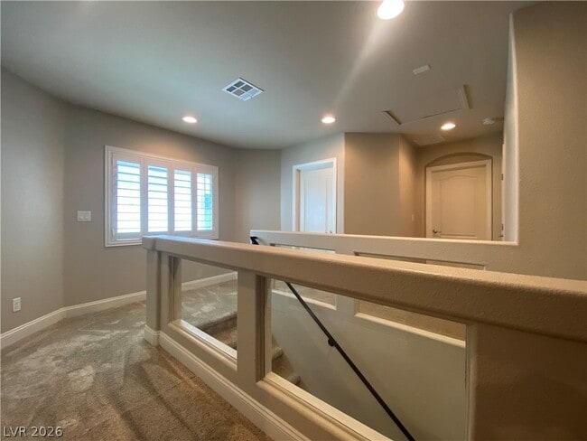 Building Photo - 6357 Luna Rosa Ave