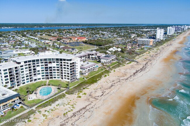 Building Photo - 915 Ocean Shore Blvd