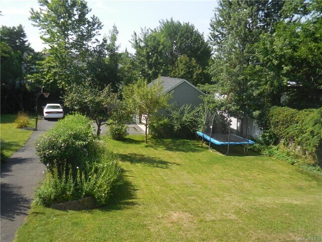 Building Photo - 458 Westchester Ave