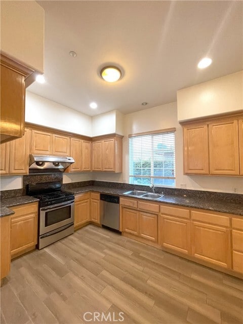 Building Photo - 127 S 3rd Ave