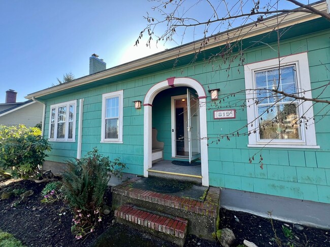 Building Photo - Pending Application; 1920's Olympia Home w...