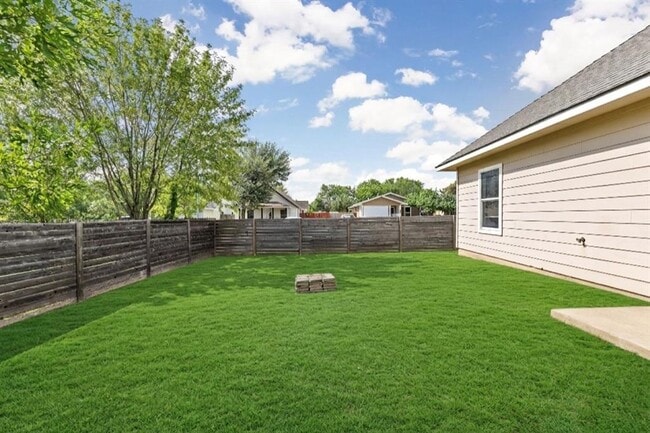 Building Photo - 6908 Villita Cove