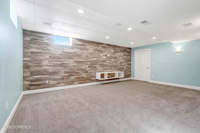 Building Photo - 1000 Eighth Ave