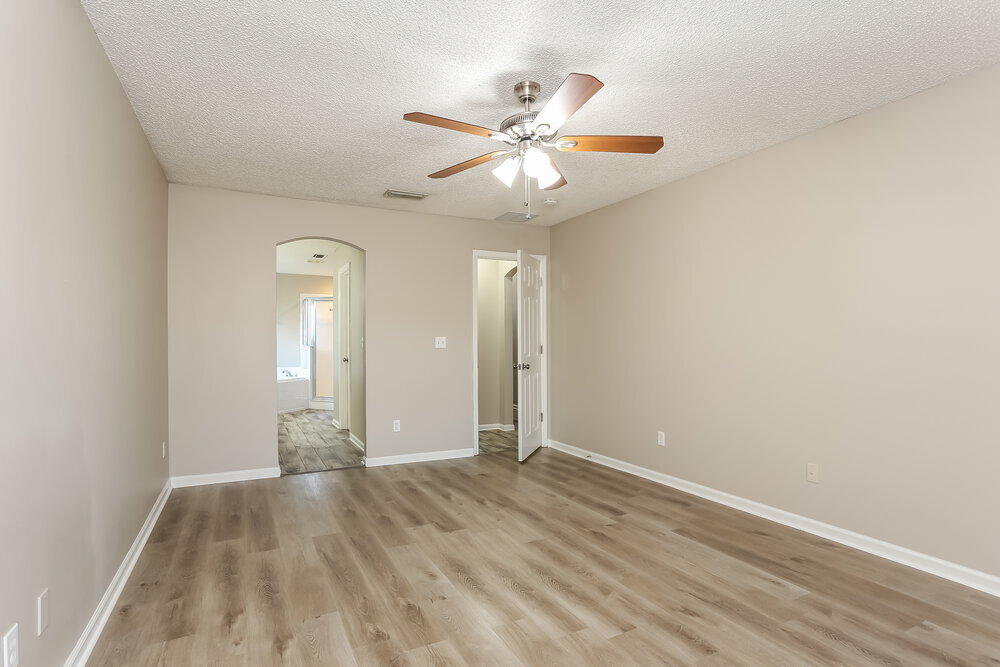 Building Photo - 3476 Shelley Dr