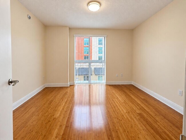 Building Photo - 7270 SW 89th St