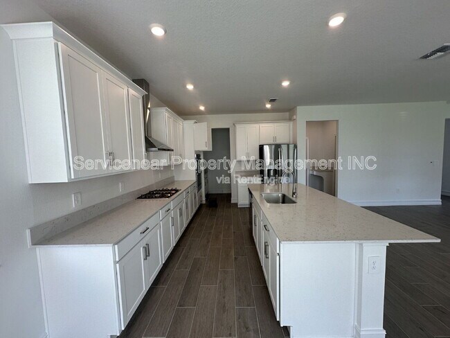 Building Photo - 11748 71st Ave E