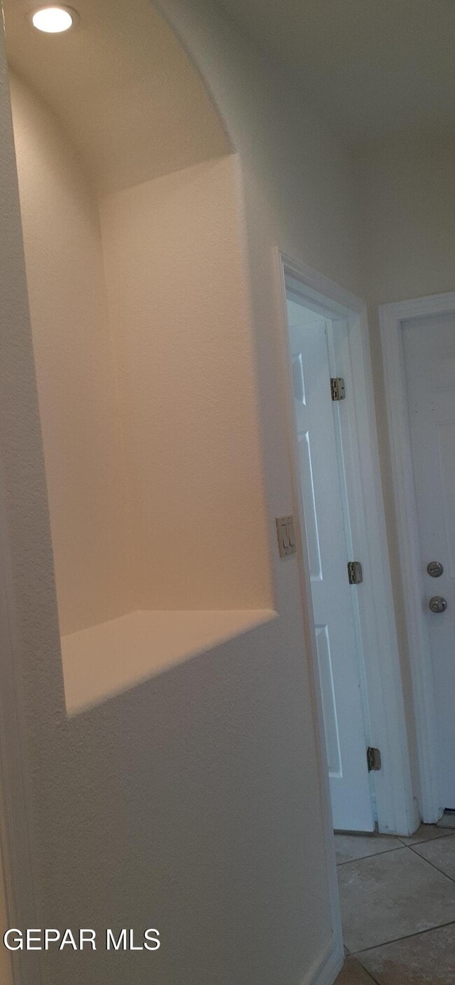 Building Photo - 5466 Buffalo Creek Dr