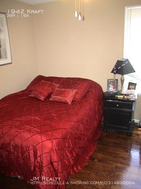 Building Photo - 3 Bedroom Home in Dogtown