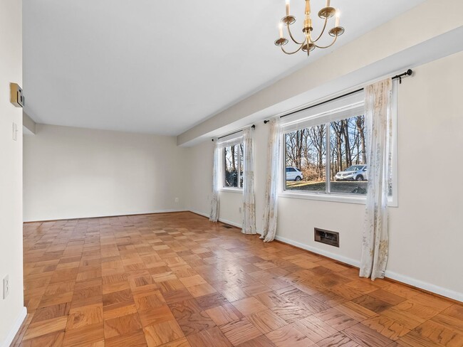 Building Photo - Commuter’s Dream! Large 2BR/2BA Condo Steps from Metro – All Utilities Included!