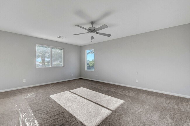 Building Photo - Gated community Located within the Valley Vista Master Plan. 4 Bed 3 Bath features and Open and i...
