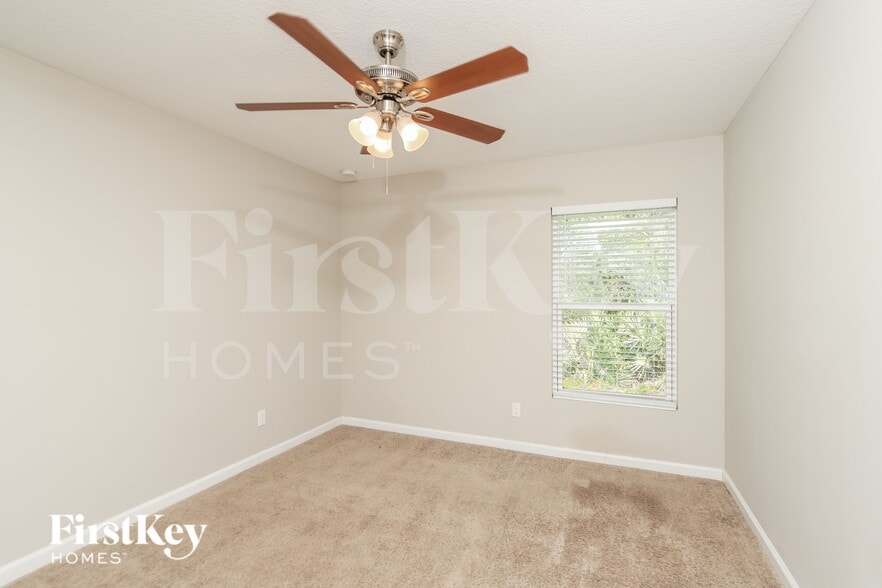 Building Photo - 1643 Talavera St SE