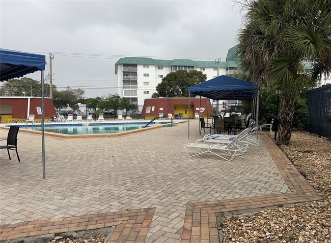 Building Photo - 4740 NW 21st St