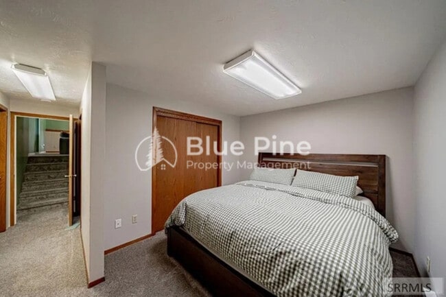 Building Photo - 648 Buckboard Ln
