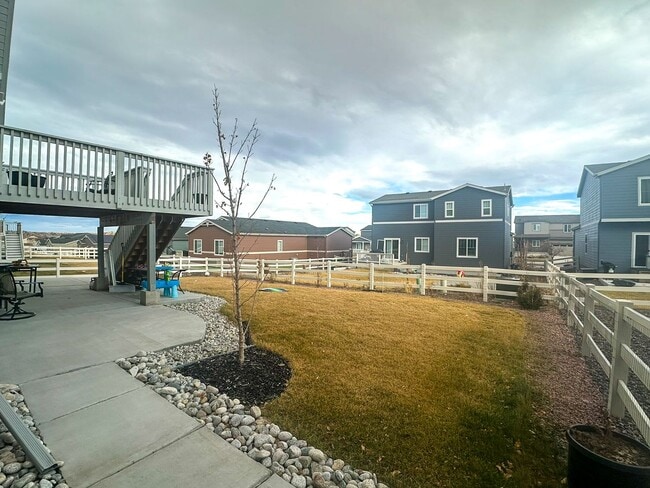 Building Photo - Grand 6bd 4ba Crystal Valley home with an in-law suite!!!