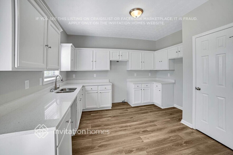 Building Photo - 64 Melanie Rose Ln