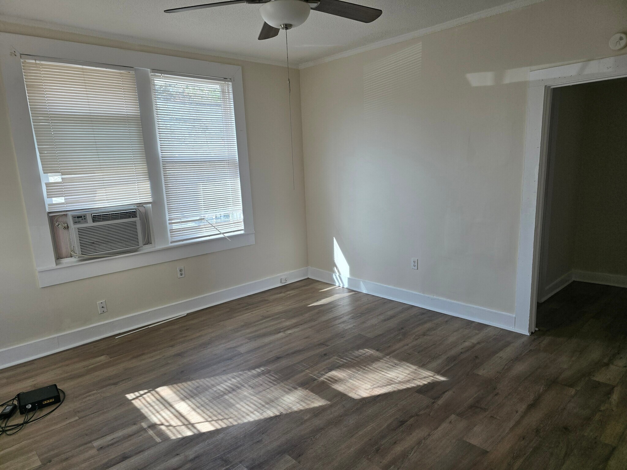 Building Photo - 1912 Leland St