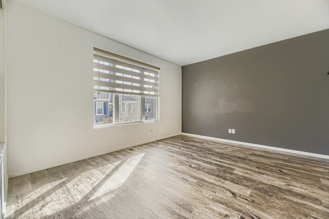 Building Photo - 15765 E Otero Ave