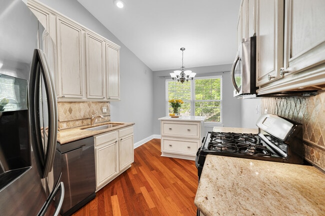 Building Photo - 53 Samuel Dr