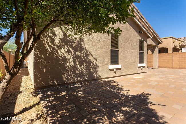Building Photo - 30153 N 71st Dr