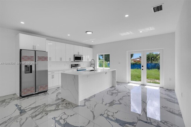 Building Photo - 11870 SW 220th Terrace