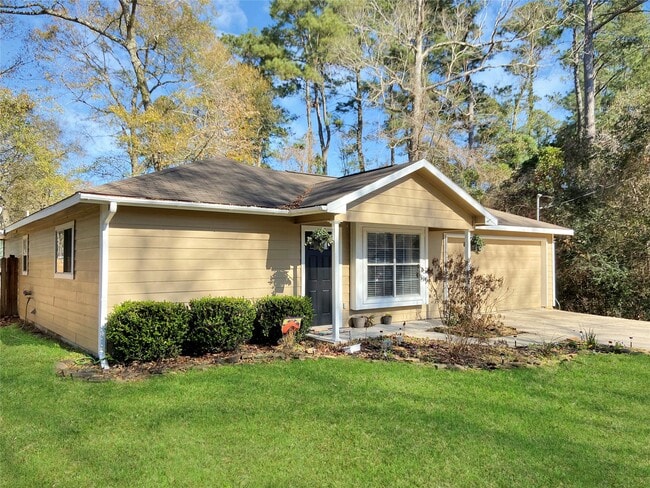 Building Photo - 10825 Royal Magnolia Dr